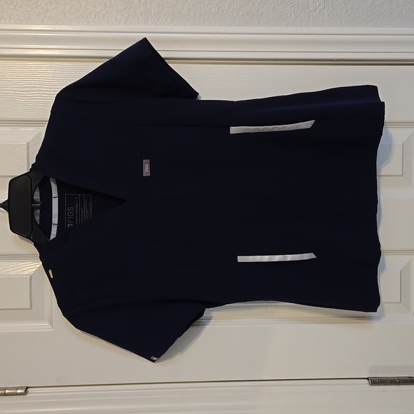 FIGS Navy Slim Odesa Scrub Top Size Small - Picture 2 of 2
